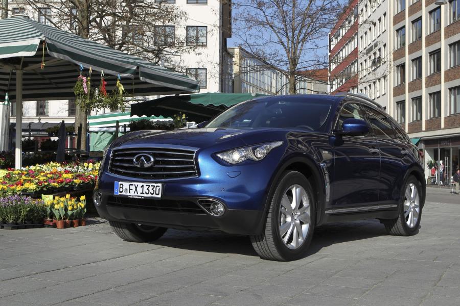  Infiniti FX30d GT Premium 2012 года  (фото 20 из 32)